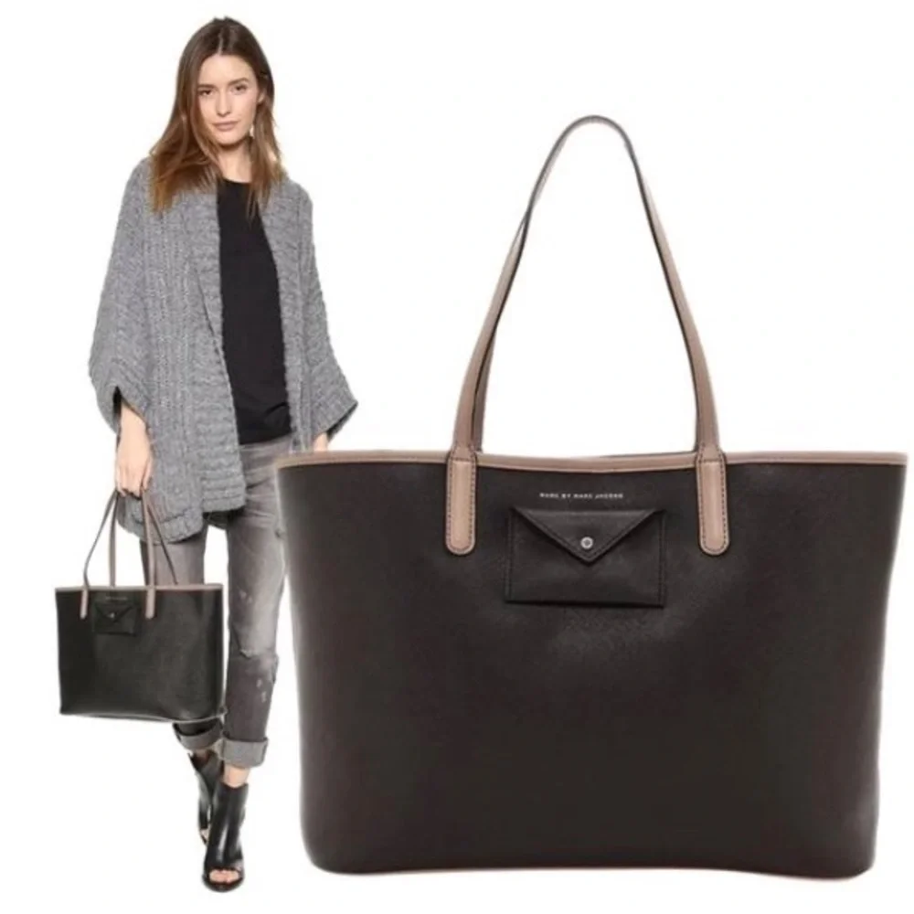 [Marc Jacobs] Black Leather Tote & Wristlet